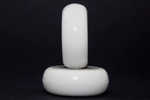 Load image into Gallery viewer, MOONSHINE - 64mm 90A - WHITE LIGHTNING