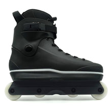 Load image into Gallery viewer, STANDARD SKATE CO - OMNI -  BLACK - COMPLETE - ANTI ROCKER SET UP