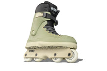 Load image into Gallery viewer, MESMER SKATES  - DOMINIC BRUCE PRO MODEL THRONE